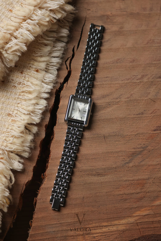 Car-tier Civo Silver