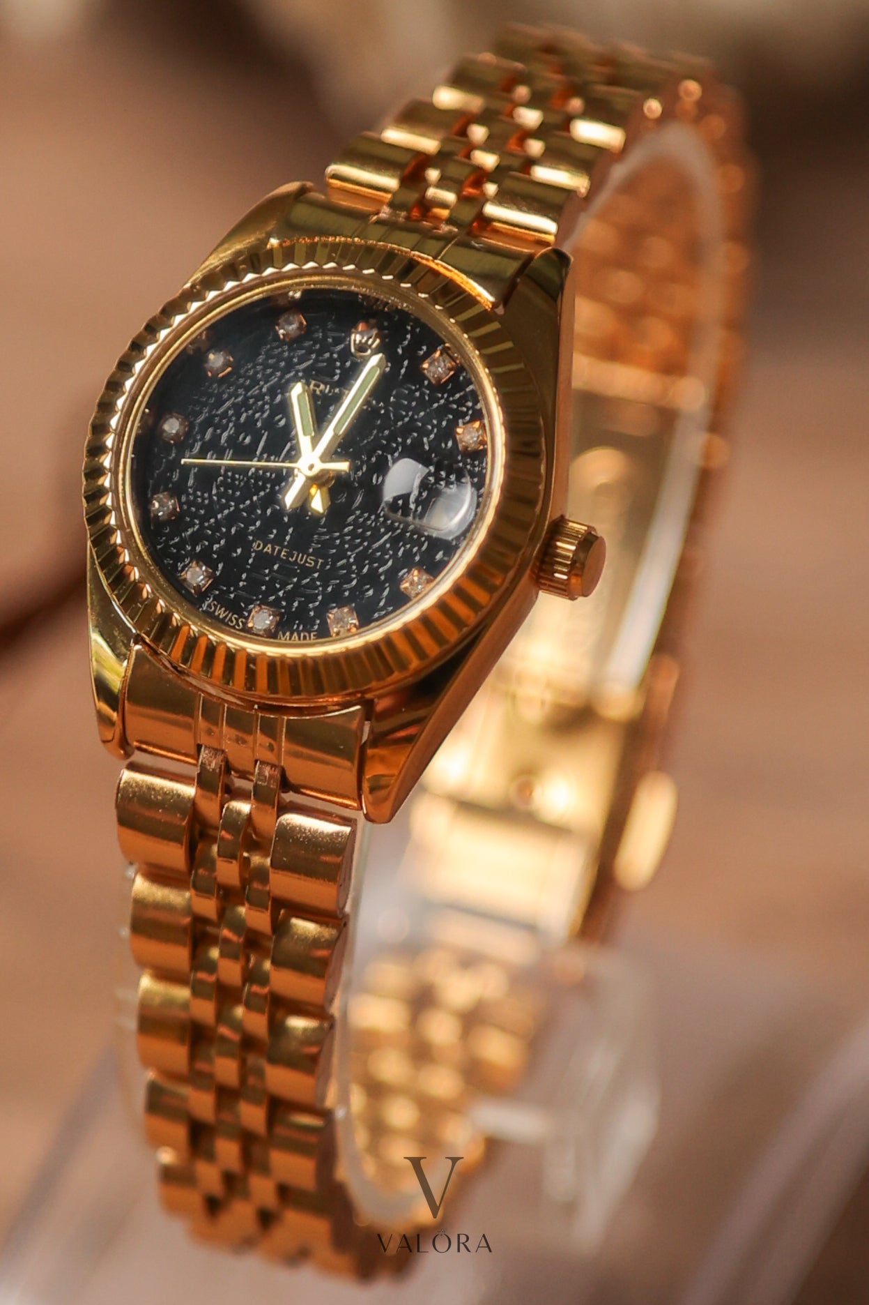 Rol-ex Golden Black Dial