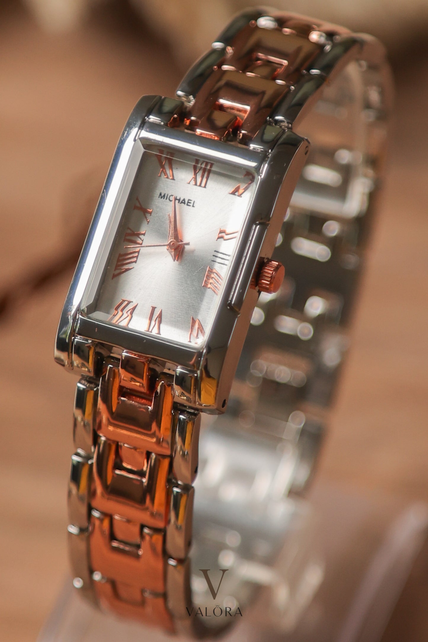 Mi-chael kors Rose Gold Silver Dial