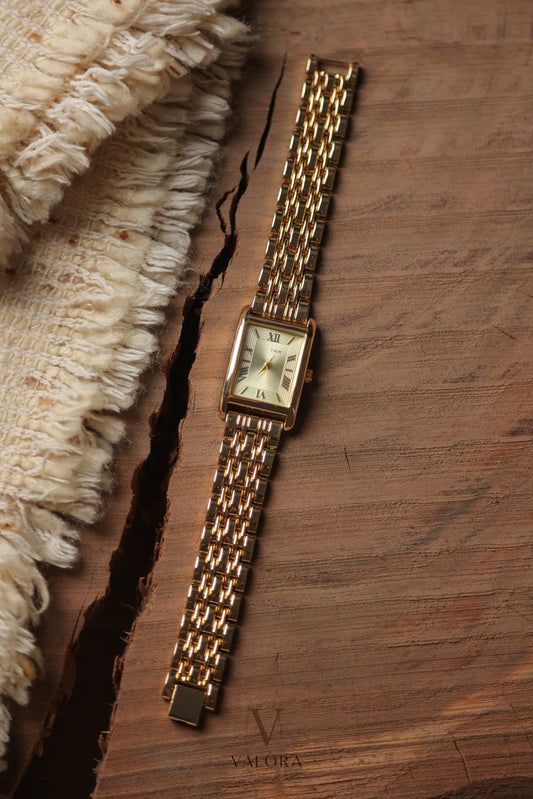 Car-tier Civo Golden