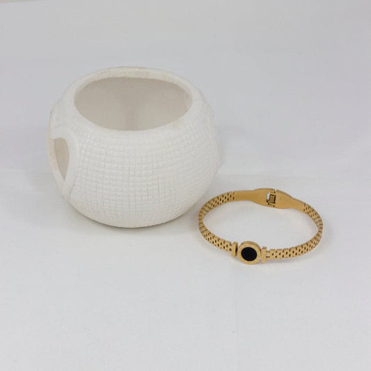 Black stone bracelet