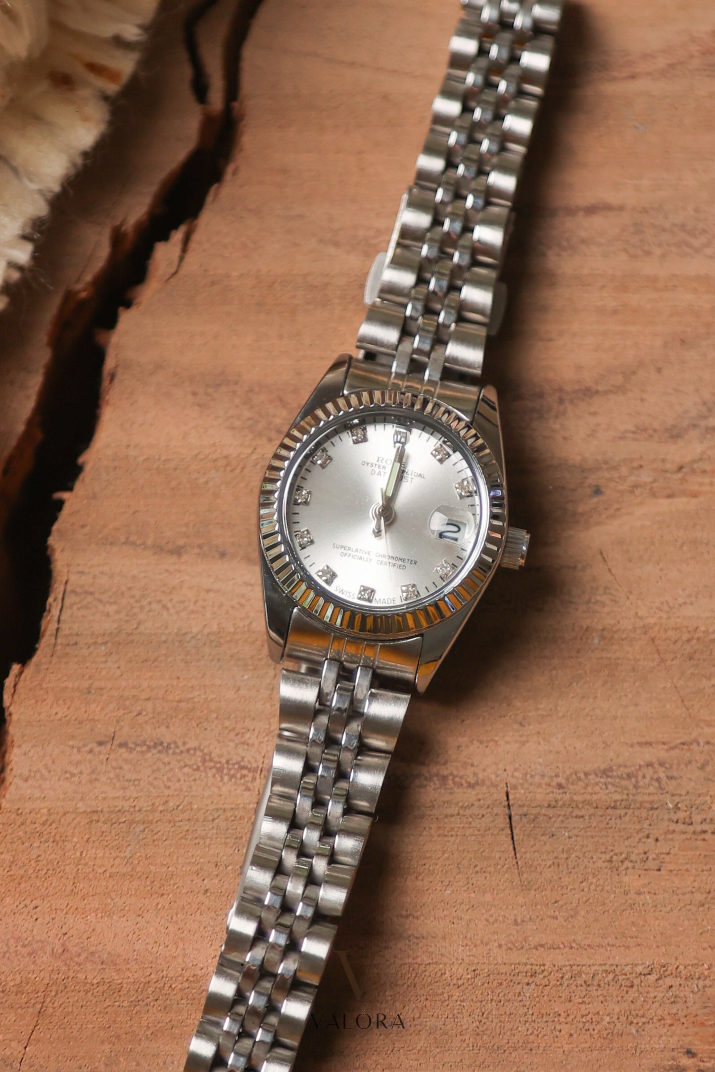 Rol-ex Silver With Silver Dial