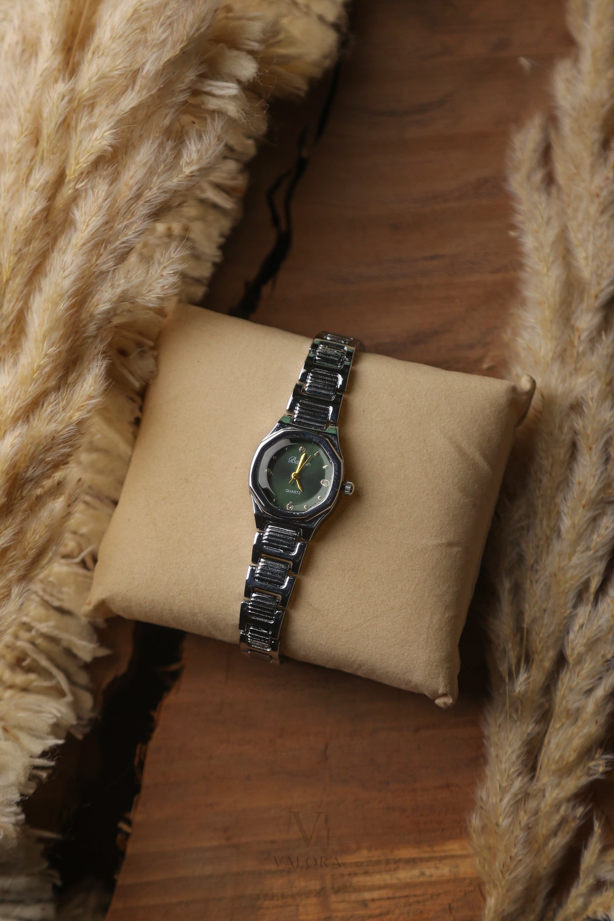 Baoke Silver Green Dial