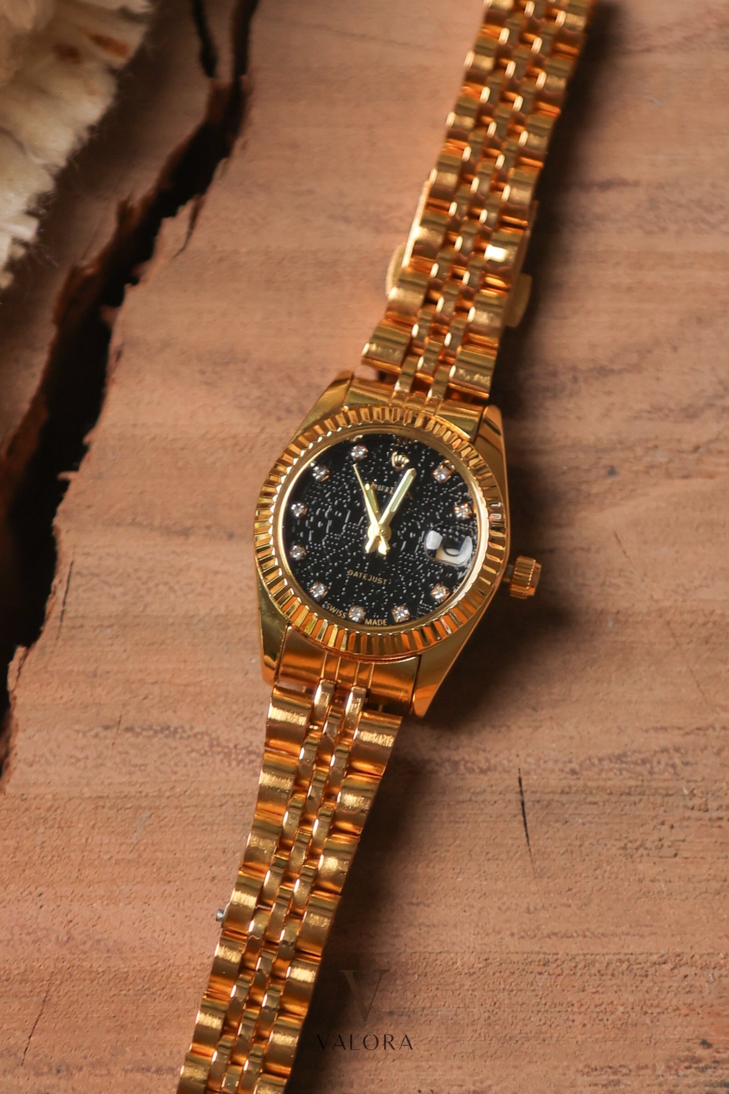 Rol-ex Golden Black Dial