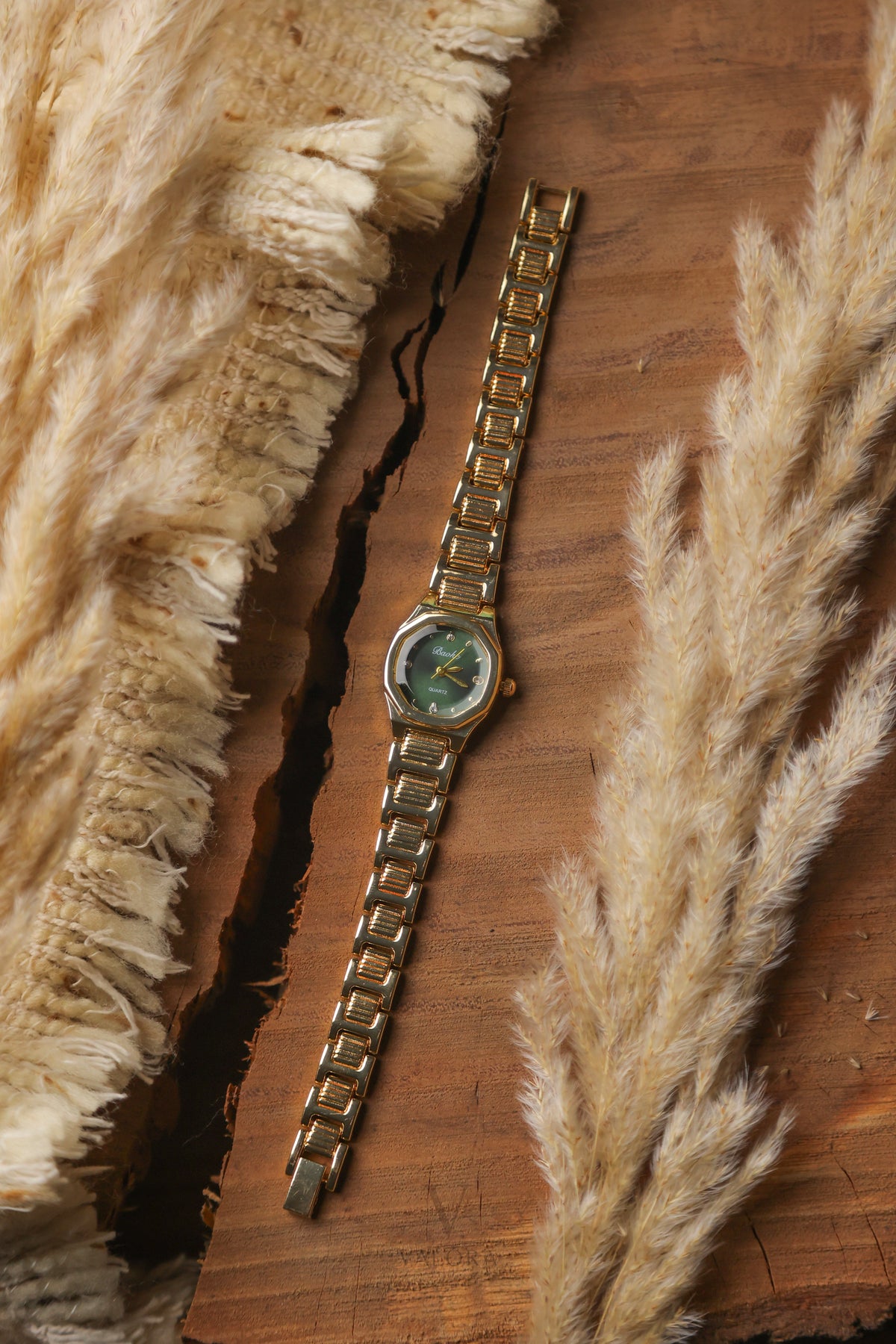 Baoke Golden Green Dial