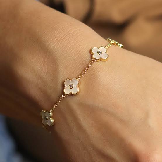 Five leaf clover Bracelet