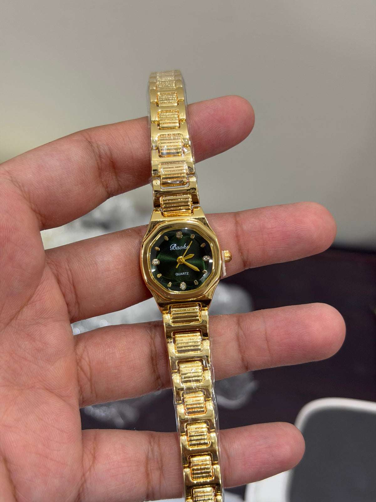Baoke Golden Green Dial
