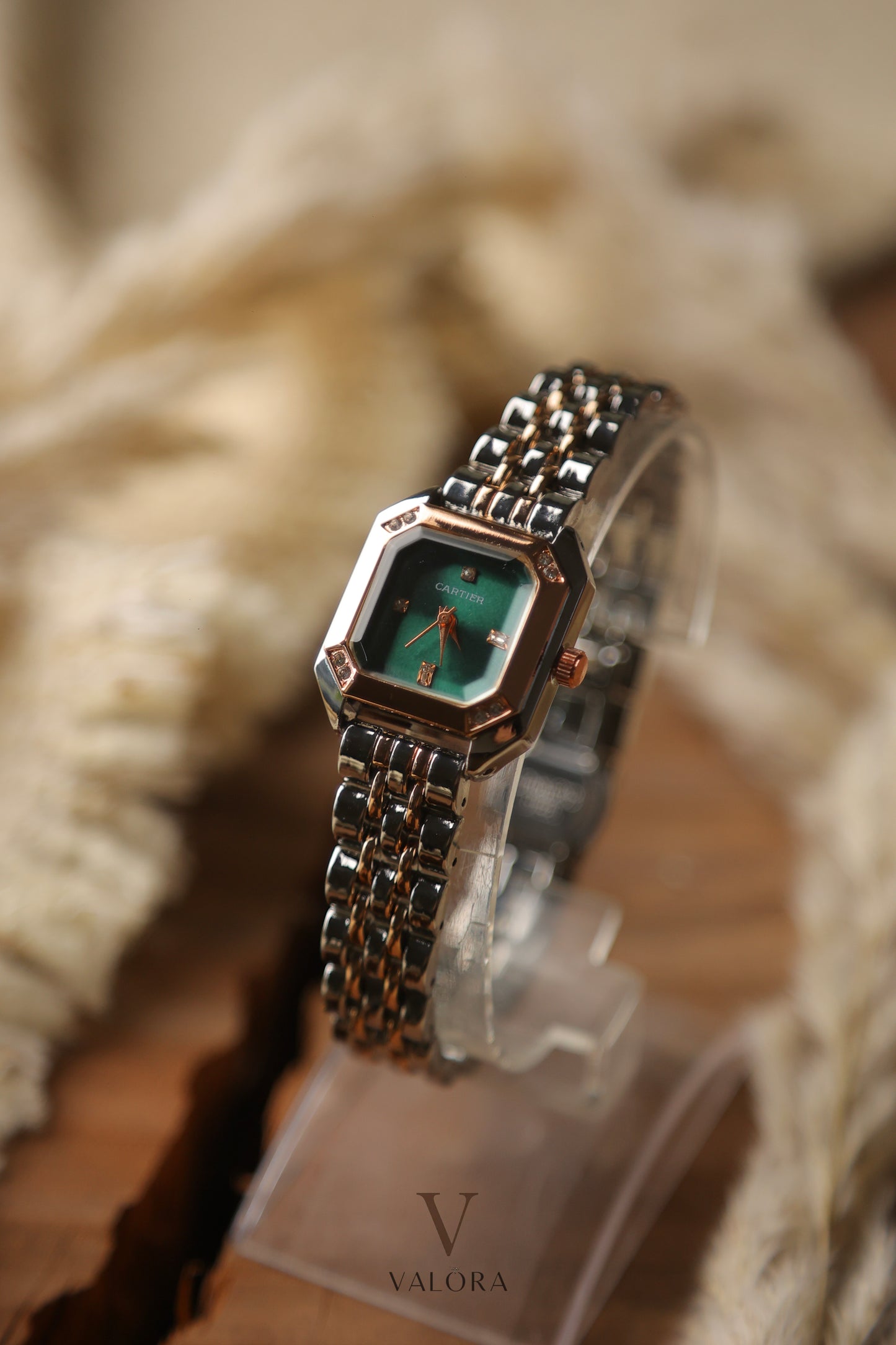 Car-tier Two tone Green Dial