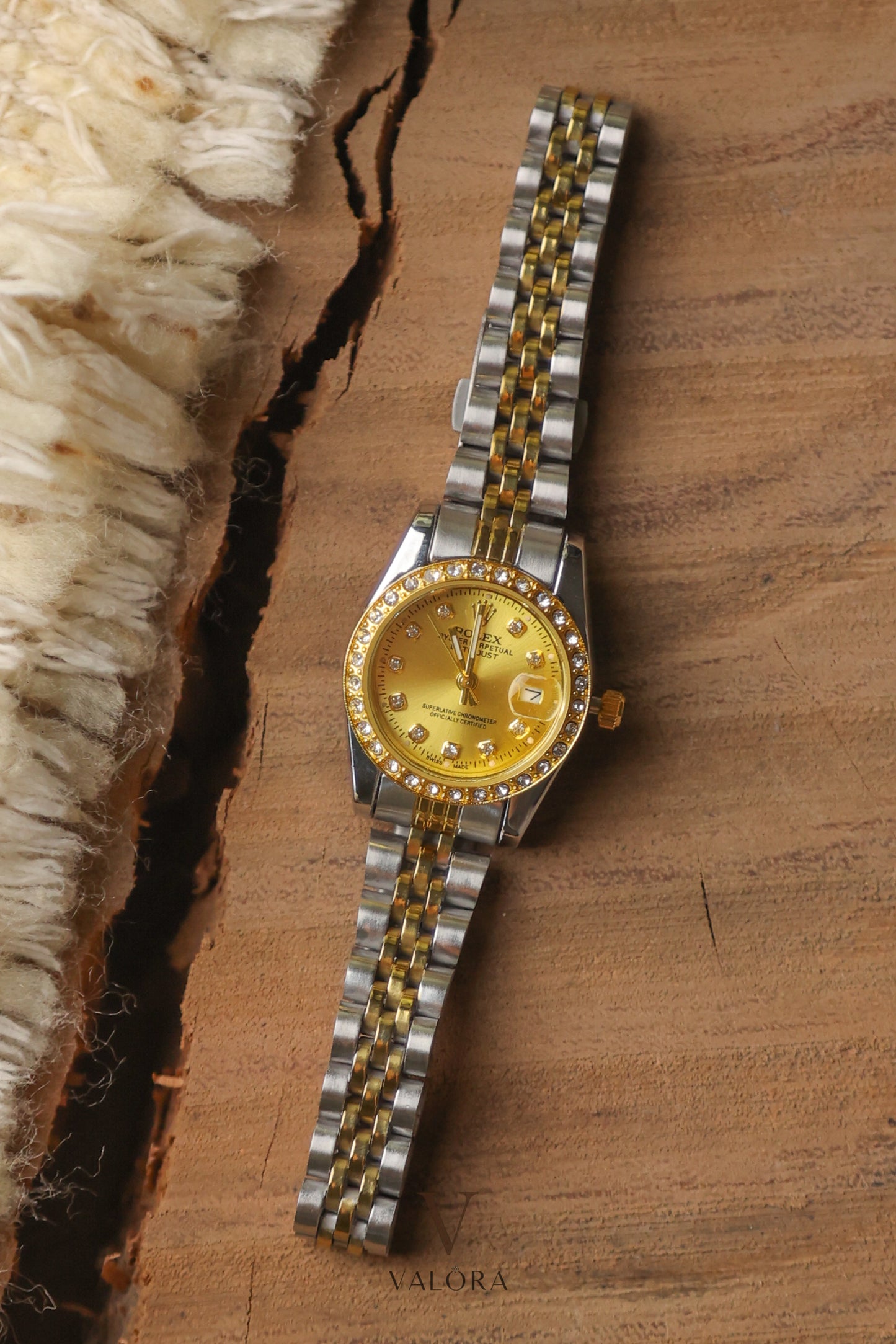 Rol-ex Mini Diamond Golden Dial