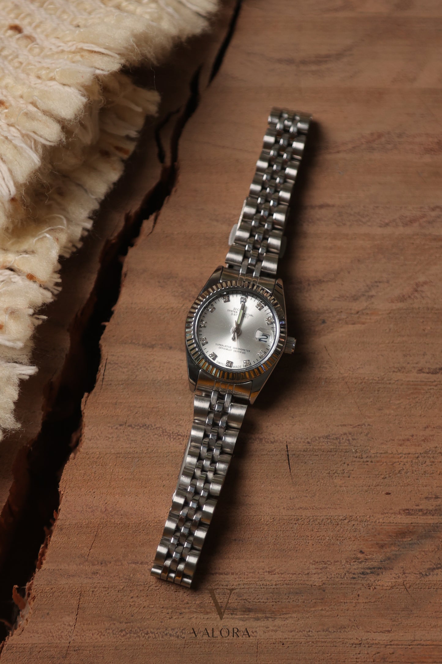 Rol-ex Silver With Silver Dial