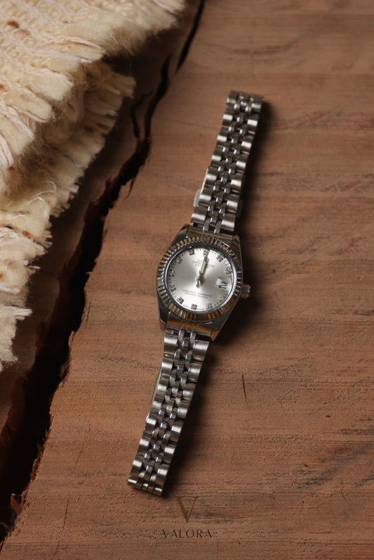 Rol-ex Silver With Silver Dial