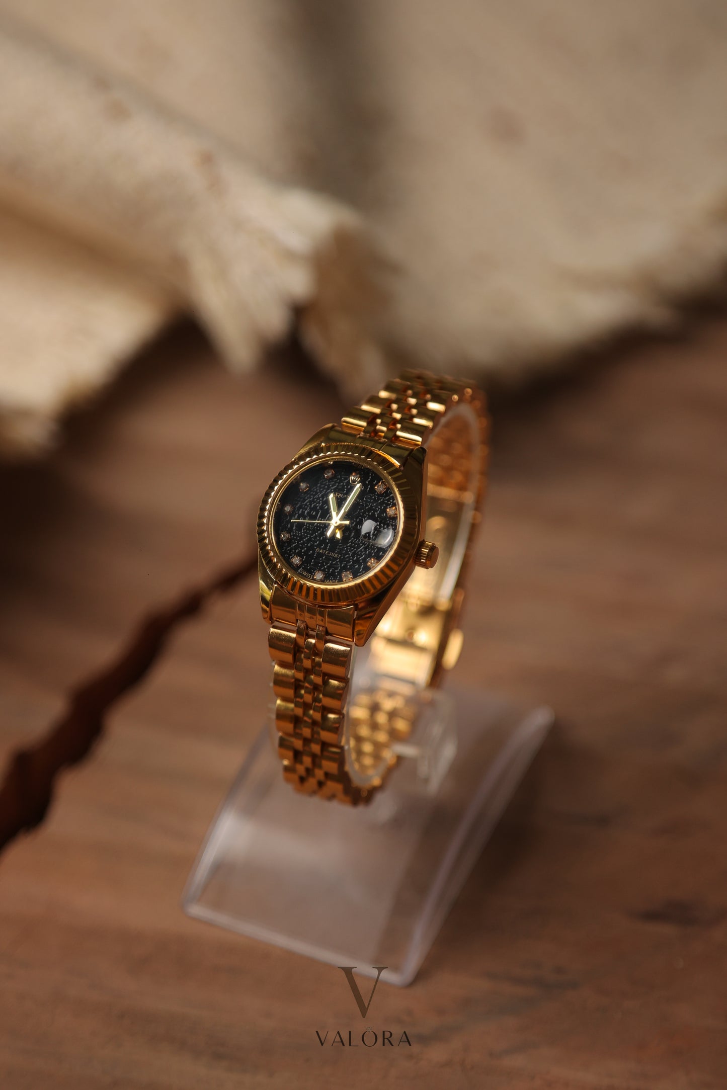 Rol-ex Golden Black Dial