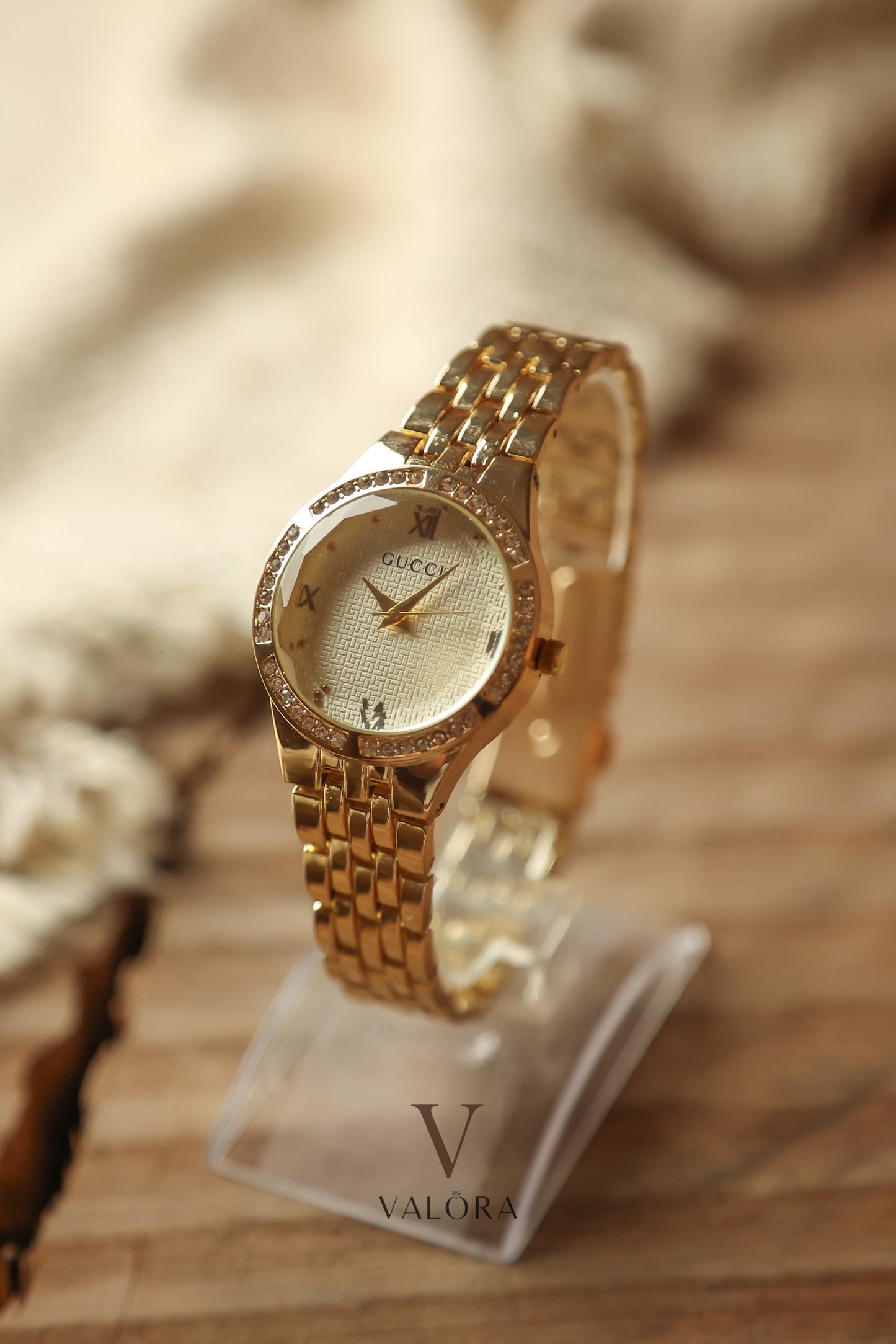 Gu-cci Diamond Bezel Golden