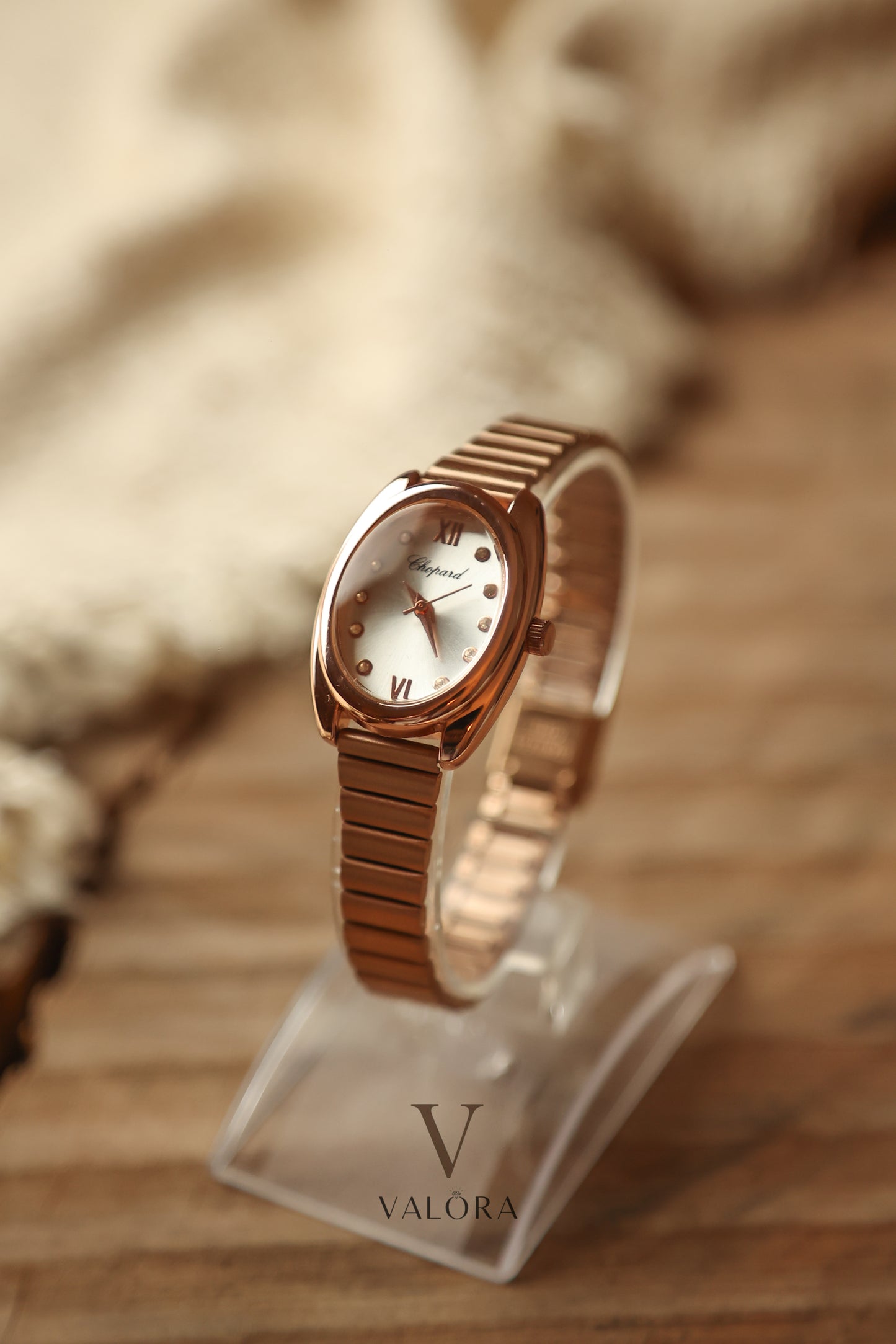 Cho-pard Oval Golden